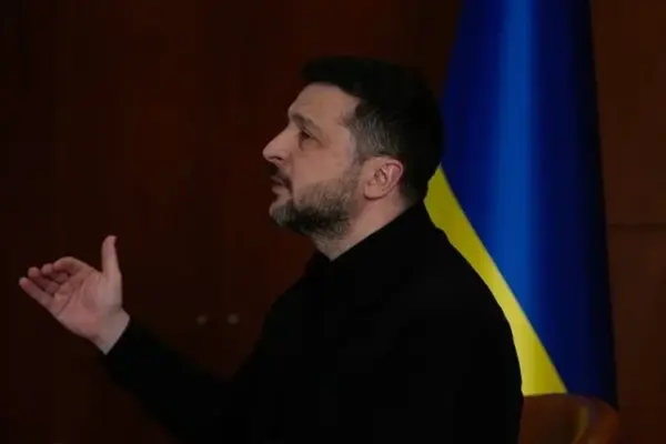 Зеленський назвав причину, чому збили лише одну балістичну ракету під час удару по Києву
